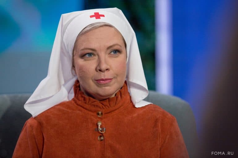 «Ты заходишь в палату, а там лежат безногие и просят стаканчик воды», — сестра милосердия в военных госпиталях Ирина Худякова