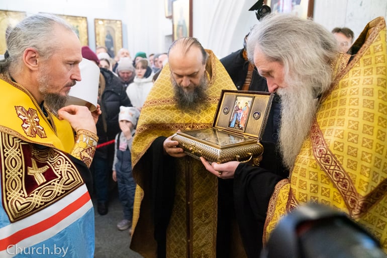 С 10 февраля по 19 марта верующие Беларуси могут поклониться Поясу Пресвятой Богородицы