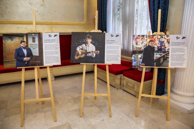 В Общественной палате России открылась фотовыставка священника Игоря Палкина о рожденных вопреки