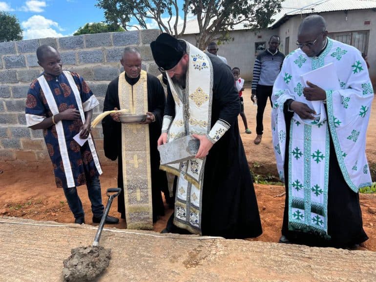 В Замбии Патриарший экзарх Африки освятил место строительства храма в честь святителя Димитрия Ростовского