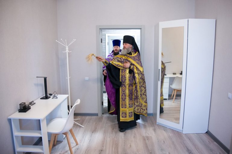 В Брянске при женском монастыре открылся первый в епархии кризисный центр «Дом для мамы»