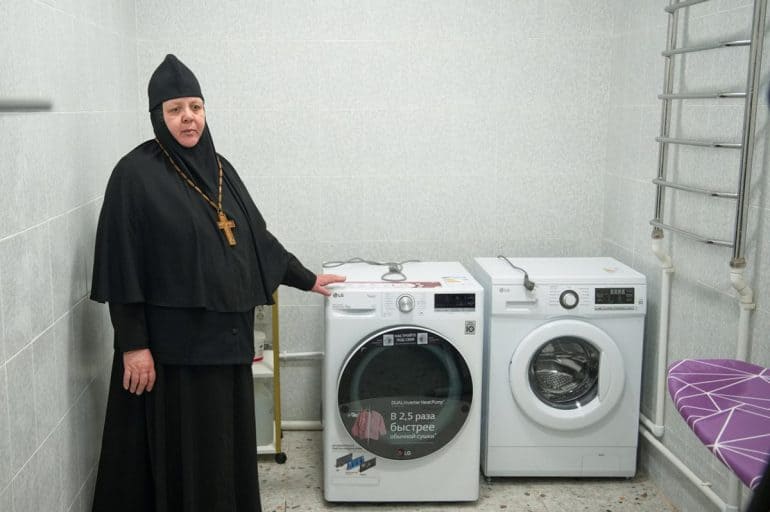 В Брянске при женском монастыре открылся первый в епархии кризисный центр «Дом для мамы»