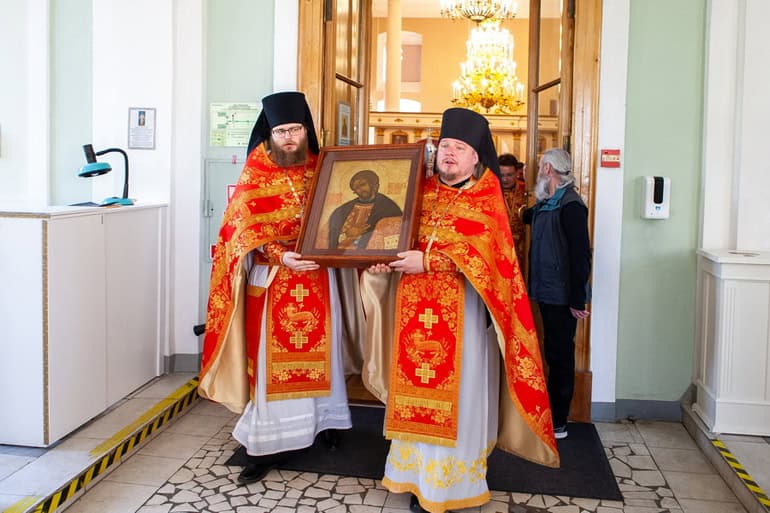 Начался автопробег к 300-летию перенесения мощей святого Александра Невского из Владимира в Петербург