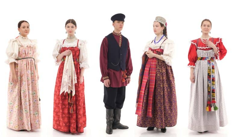 Свадебные наряды затопленного села Крохино вошли в коллекцию 3D-музея национальных костюмов Российской империи