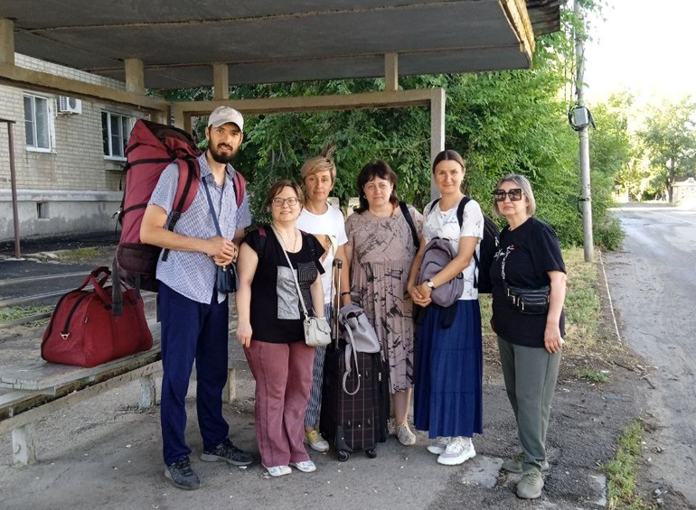 Пензенская епархия впервые отправила добровольцев для помощи мирным жителям в зоне конфликта