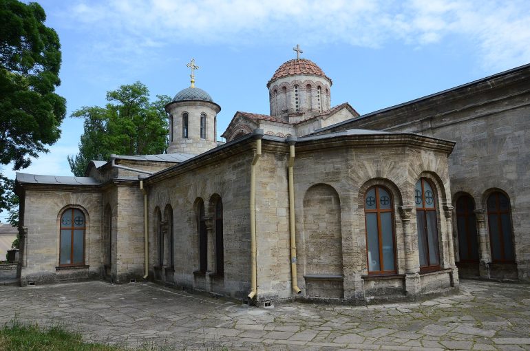 6 удивительных мест православного Крыма