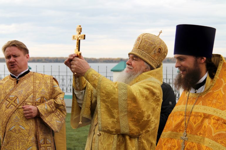 В храме на берегу Рыбинского водохранилища совершили первую за 80 лет Литургию