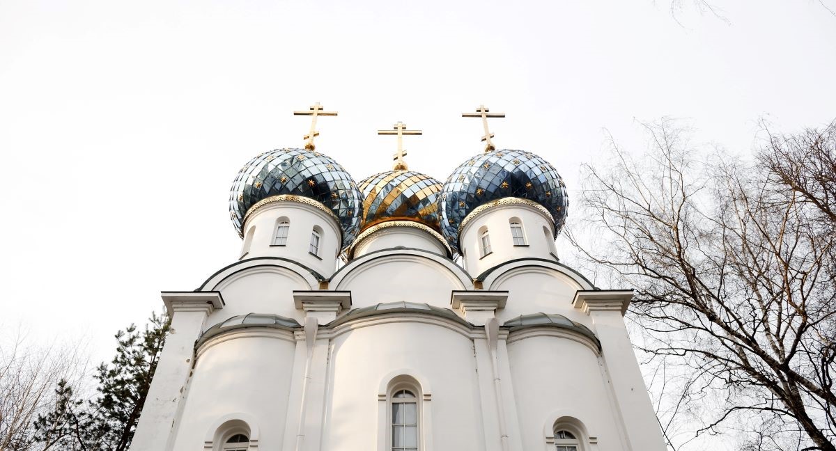 Крещен, но не верю. Можно ли носить крестик?