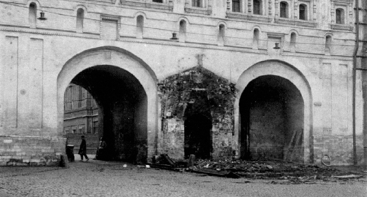 Иверская часовня в Москве