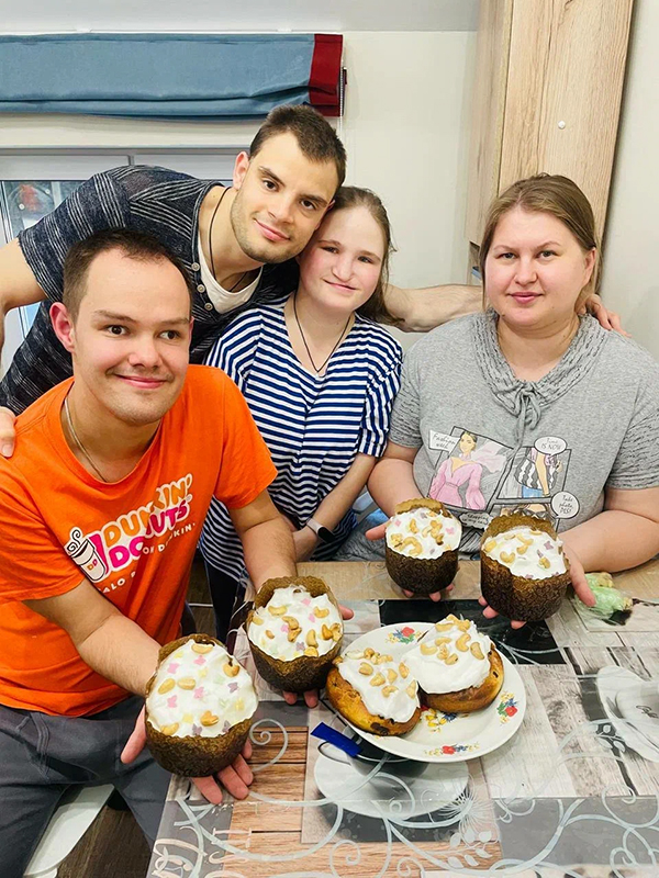 Православные добровольцы поздравят с Пасхой нуждающихся по всей России и даже за рубежом