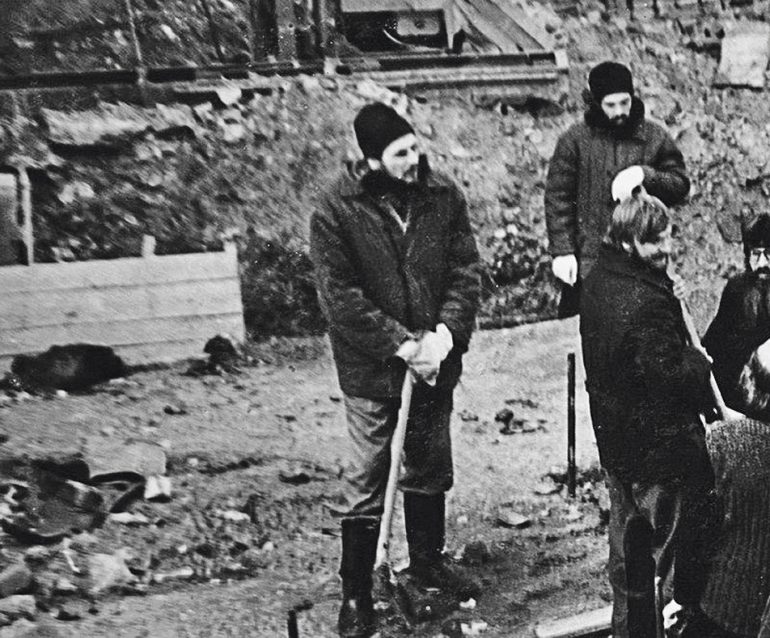 День смерти — день Воскресения. История иеромонаха Василия (Рослякова)
