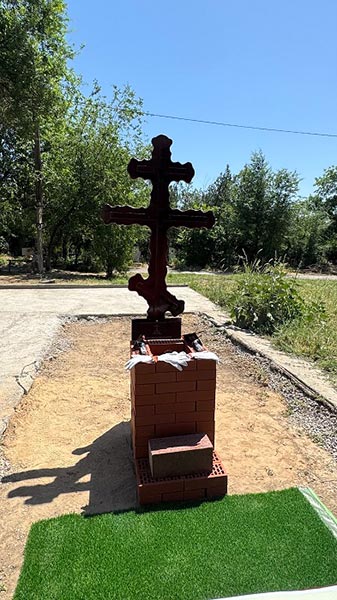 На месте гибели новомучеников Чимкентских установили крест и заложили часовню