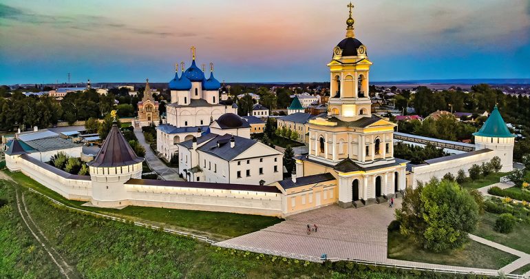 Высоцкий мужской монастырь в Серпухове: обитель на высоком месте