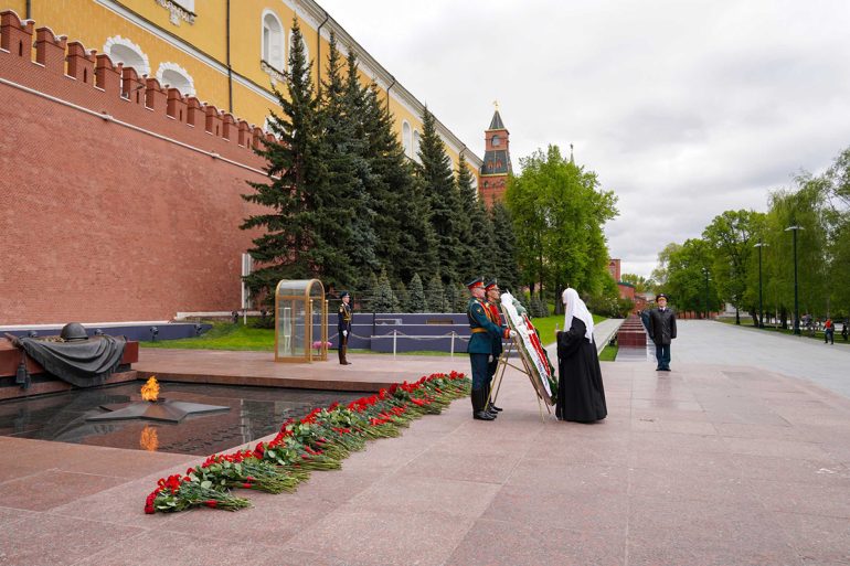 Память о героях Великой Отечественной войны должна храниться в сознании молодежи, – патриарх Кирилл