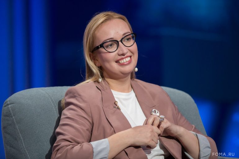 Почему ИИ не заменит человека? Парсуна Алисы Бирюковой
