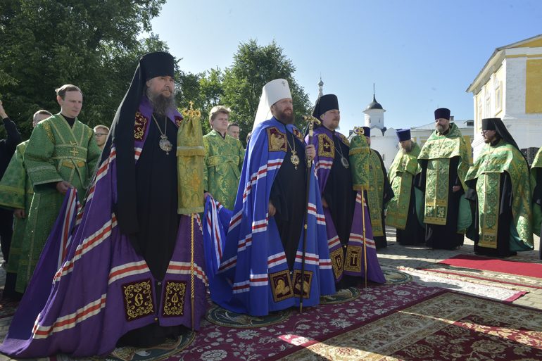 В Вологде состоялось прославление мощей праведного Максима Тотемского