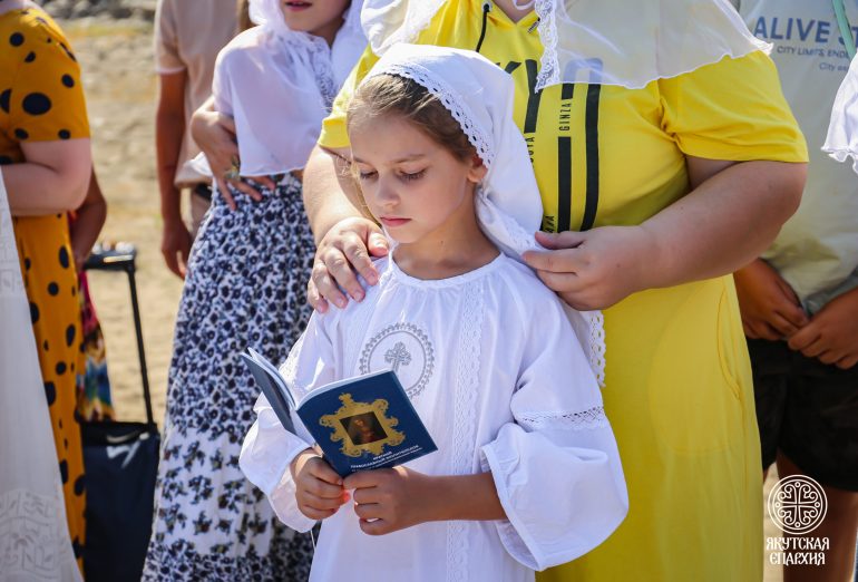 Как Русь крестится сегодня