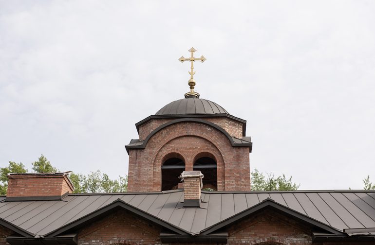 Более тысячи предпринимателей помогают строить храм в честь святого Феодора Ушакова на Речном вокзале