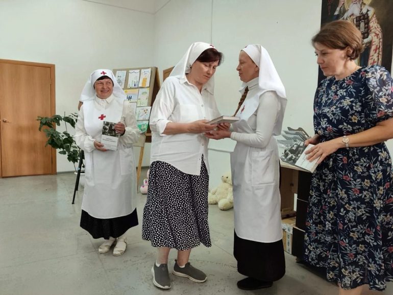 3 000 человек получили помощь за год работы Центра «Шаг навстречу» Златоустовской епархии