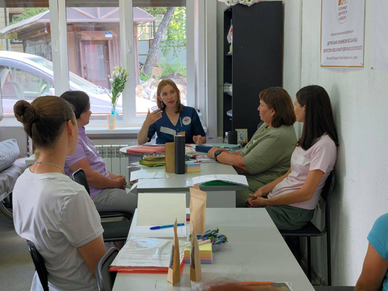 В Иркутске больница святителя Алексия начала готовить медсестер по уходу