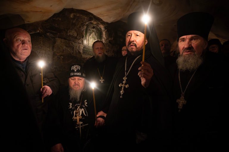Что скрывается под Псково-Печерским монастырем