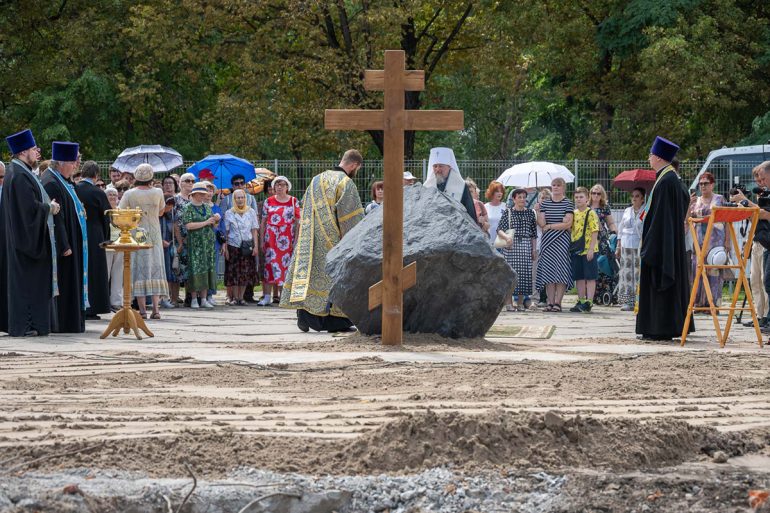 В Белгороде заложили уникальный храм для незрячих и слабослышащих