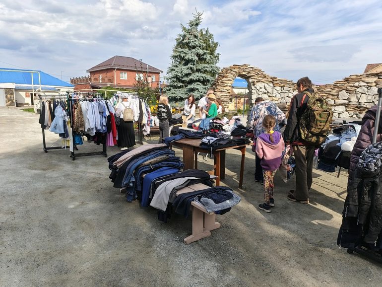 Чебаркульское благочиние помогло нуждающимся семьям собрать детей в школу