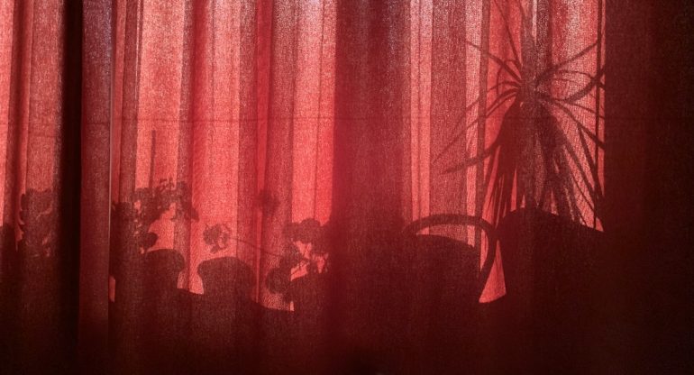 «Супруг категорически против, чтобы я и дети ходили в храм». Что делать? 