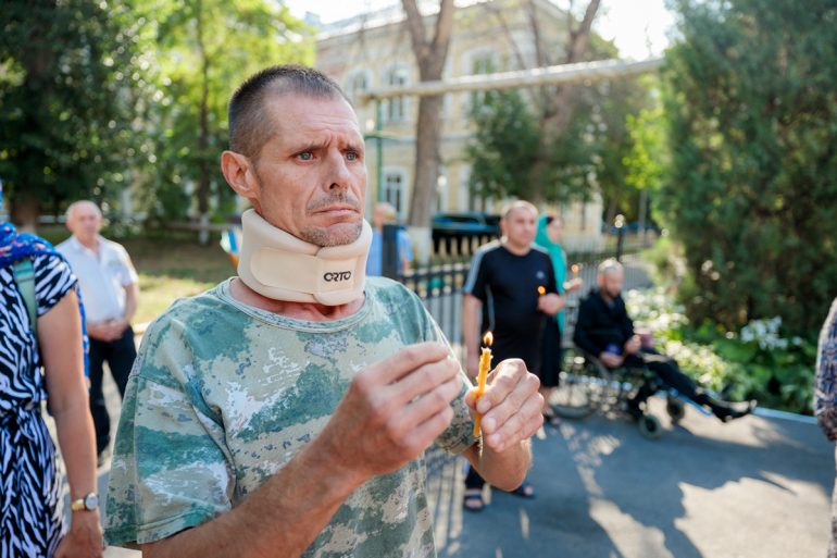 При 1-й горбольнице Саратова освятили храм в честь целителя Пантелеимона