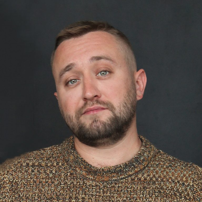 ЛОГИНОВ Максим