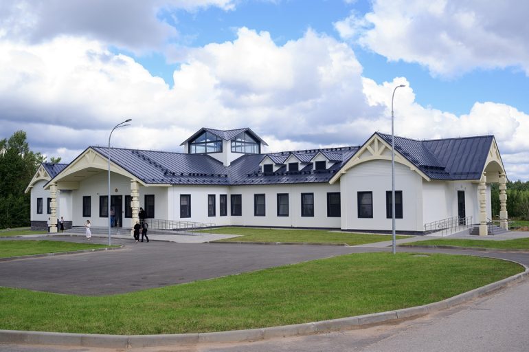 На территории Паломнического центра Псково-Печерского монастыря откроют реабилитационный центр для военных из зоны конфликта