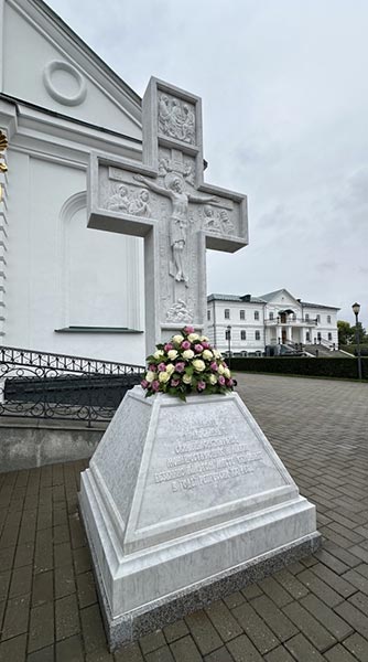 Освящен крест в память жертв репрессий XX века в Восточном Казахстане