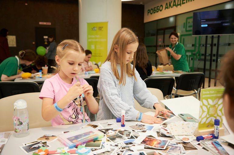 Семейные древа, генеалогический сервис и русский фольклор: в Москве во второй раз прошел фестиваль «ГенЭкспо»