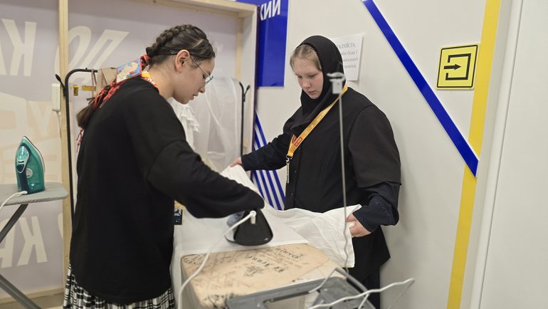 Студентки православного колледжа из Ярославской области впервые выступили на фестивале «Российская студенческая весна»: и сразу получили гран-при!