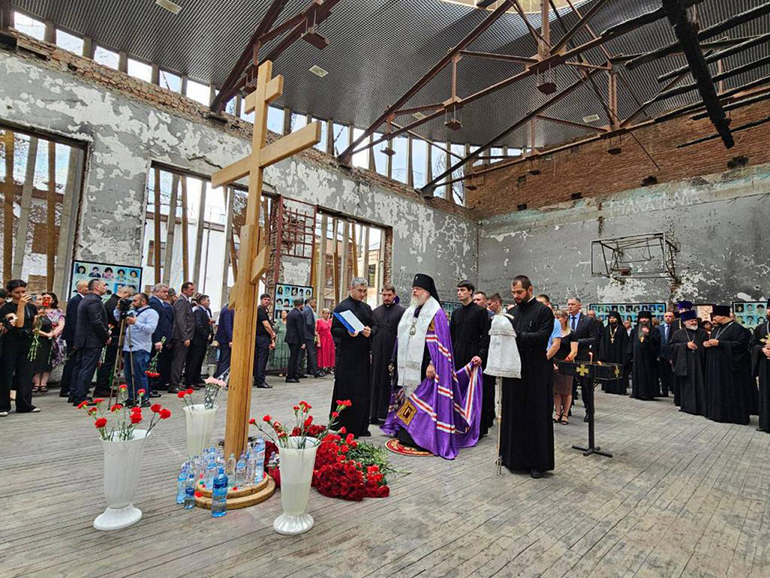 В Беслане прошли трехдневные поминовения жертв теракта в школе № 1