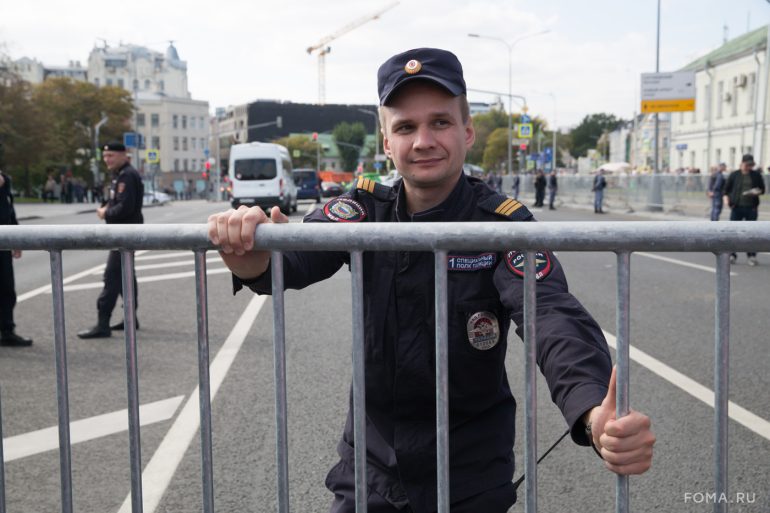 Более 40 000 человек прошли сегодня крестным ходом в честь празднования Собора Московских святых