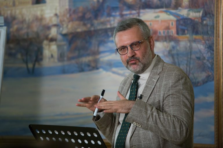 На открытии курса живых лекций Академии «Фома» Владимир Легойда рассказал о науке, искусстве и религии как способах познания