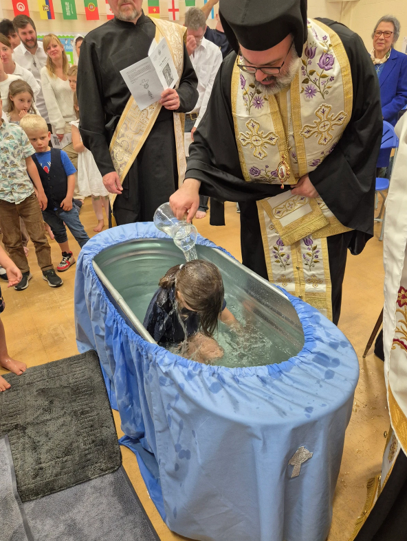 В Англии протестантская община вместе с пастором перешла в православие