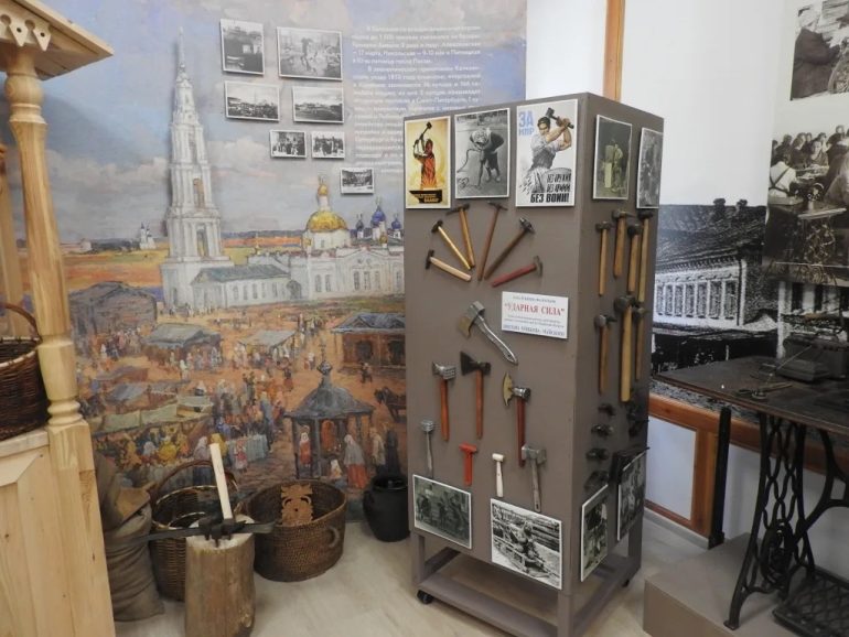 Калязинская колокольня: от воды до Неба