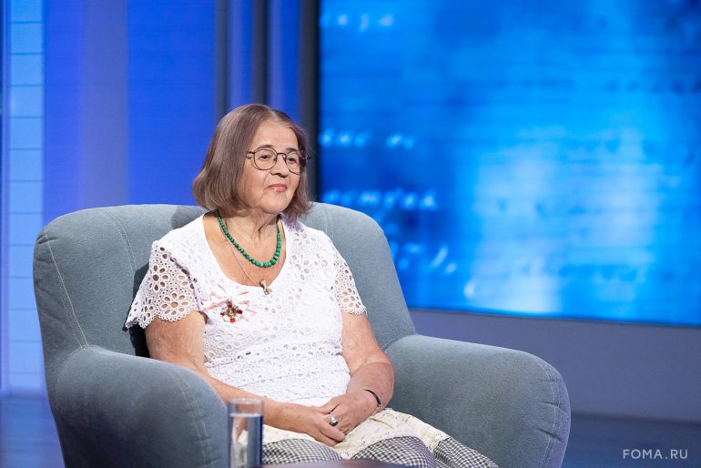 Может ли нейросеть заменить психолога? Парсуна Ларисы Шеховцовой