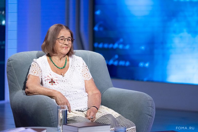 Может ли нейросеть заменить психолога? Парсуна Ларисы Шеховцовой