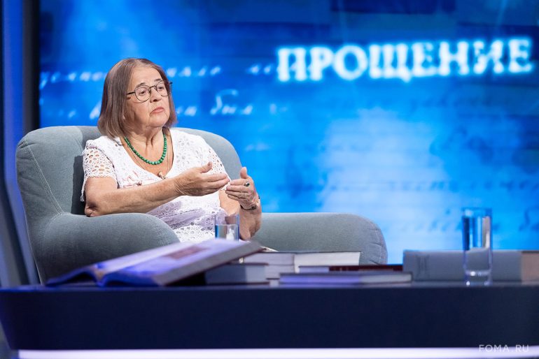 Может ли нейросеть заменить психолога? Парсуна Ларисы Шеховцовой