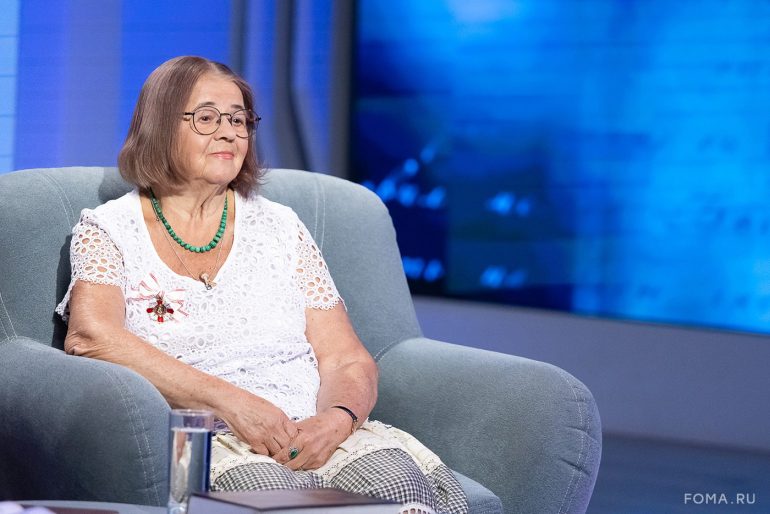 Может ли нейросеть заменить психолога? Парсуна Ларисы Шеховцовой