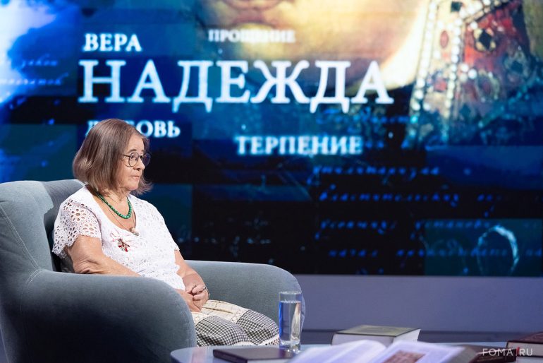 Может ли нейросеть заменить психолога? Парсуна Ларисы Шеховцовой