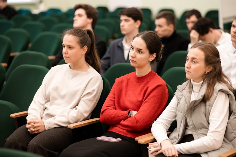 В Петербурге презентовали книгу о том, как футболист стал семинаристом