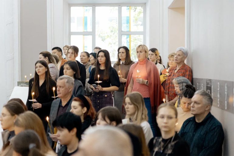 В РГХПУ им. С.Г. Строганова освятили уникальную часовню: ее интерьер создали на кафедрах ВУЗа