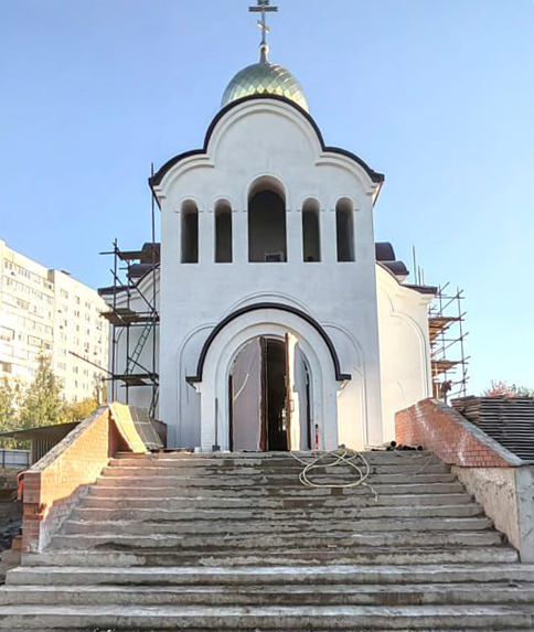 Готовится к сдаче храм в честь священномученика Серафима (Чичагова) в Бутове