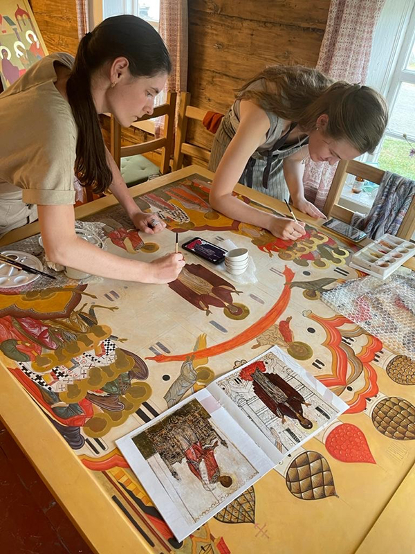 В Покровскую церковь в Кижах вернулась престольная икона: ее написали студенты ПСТГУ