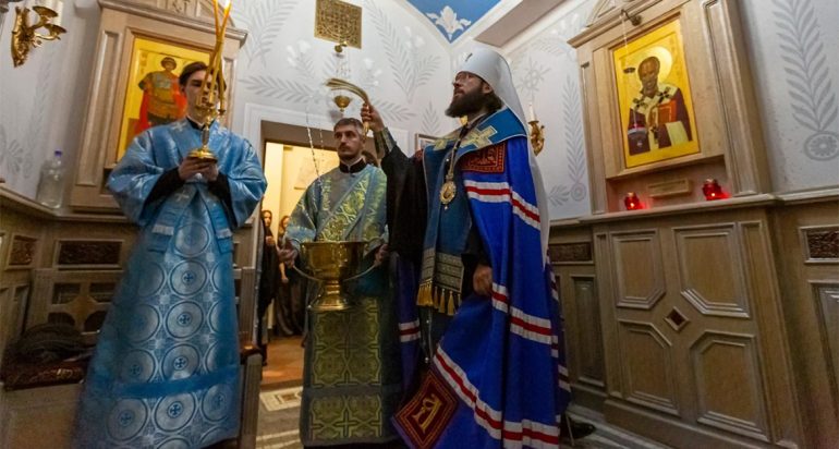В РГХПУ им. С.Г. Строганова освятили уникальную часовню: ее интерьер создали на кафедрах ВУЗа