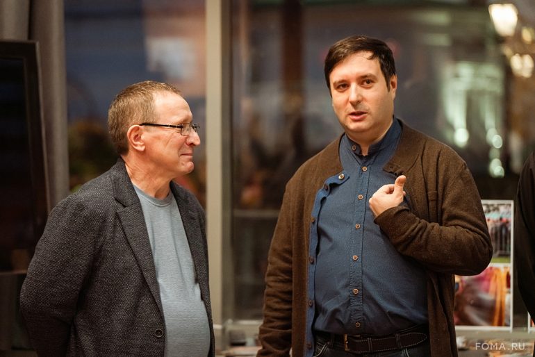 К юбилею фотографа журнала «Фома» Владимира Ештокина в Книжной палате в Черниговском открылась его авторская выставка